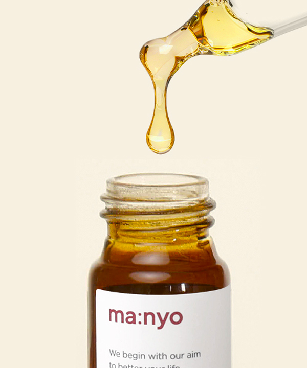 Антивозрастная сыворотка Маньо для сияния кожи с витамином С Manyo White Vita C Liquid Serum (10 ml)