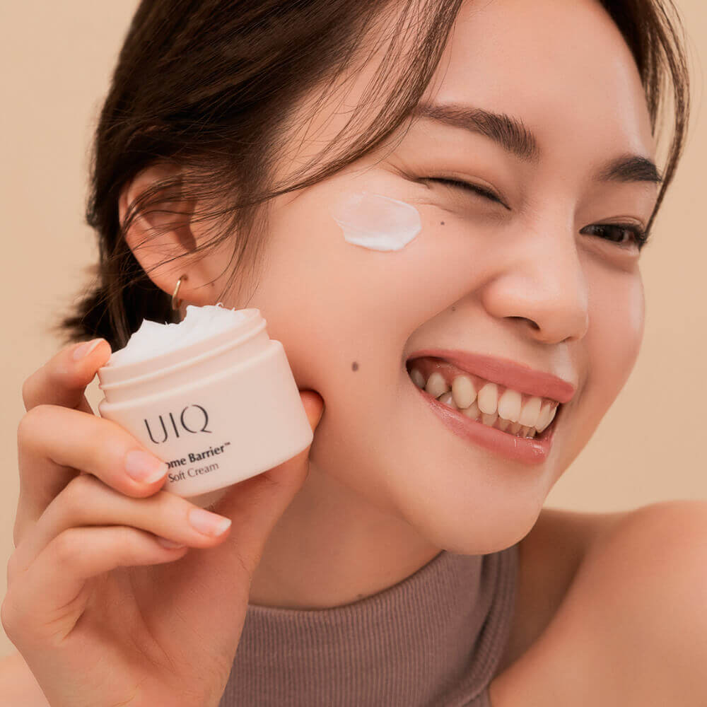 Нежный крем для ровного тона с комплексом пробиотиков UIQ Biome Barrier Soft Cream 60 мл