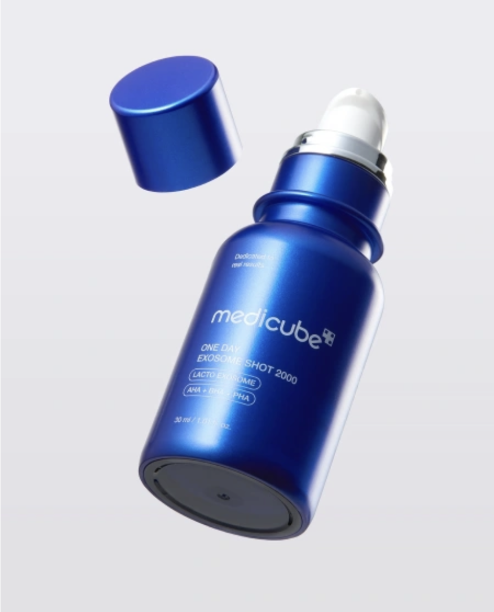 Medicube Сыворотка-бустер с экзосомами и спикулами для сужения пор One-Day Exosome Shot Pore Ampoule 2000 30 мл