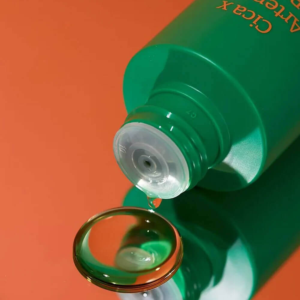 Восстанавливающая эссенция с центеллой и полынью Vely Vely Cica Artemisia Repair Essence