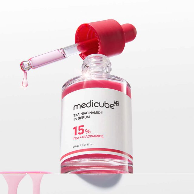 Medicube Осветляющая сыворотка с 5% транексамовой кислоты и 10% ниацинамида TXA Niacinamide 15 Serum 30 мл