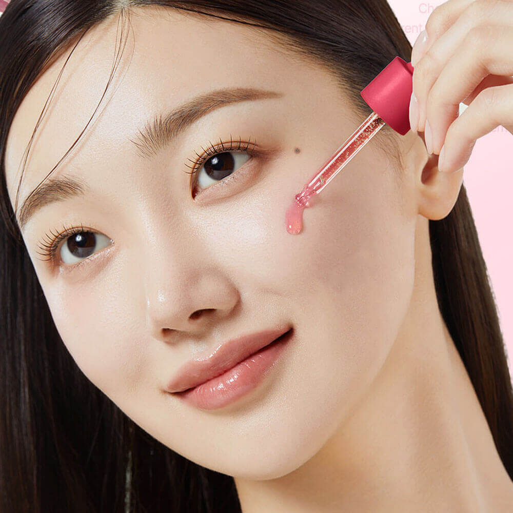 Medicube Осветляющая сыворотка с 5% транексамовой кислоты и 10% ниацинамида TXA Niacinamide 15 Serum 30 мл