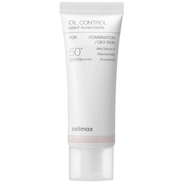 Лёгкий солнцезащитный крем для жирной кожи Celimax Oil Control Light Sunscreen SPF50+ PA++++